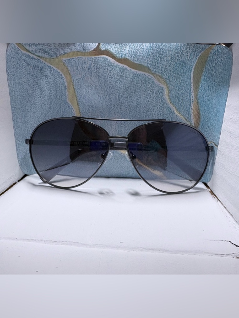 KENNETH COLE Silver Frame Sunglasses with Purple Lenses-Unisex NEW